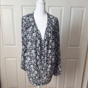 LOFT Black and White Floral Blouse